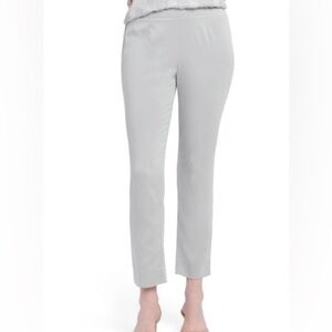 NIC + ZOE Women’s size 4 Light Gray Wonderstretch Ankle Pants